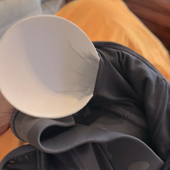 All Star Zyia camo bra size large. Gently worn. - Picture 5 of 5